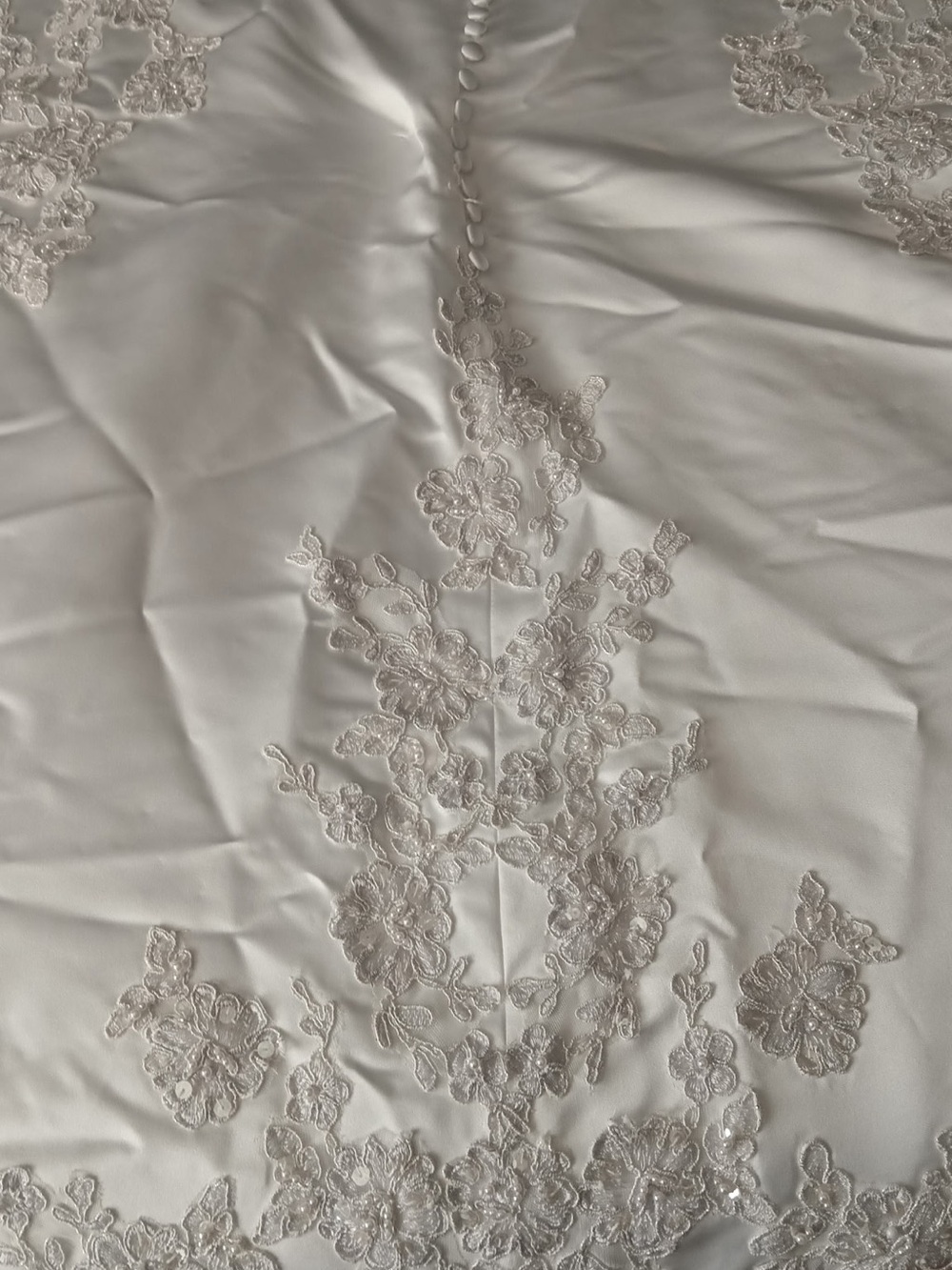 Elegant Cream Lace-Embroidered Bedding Cover
